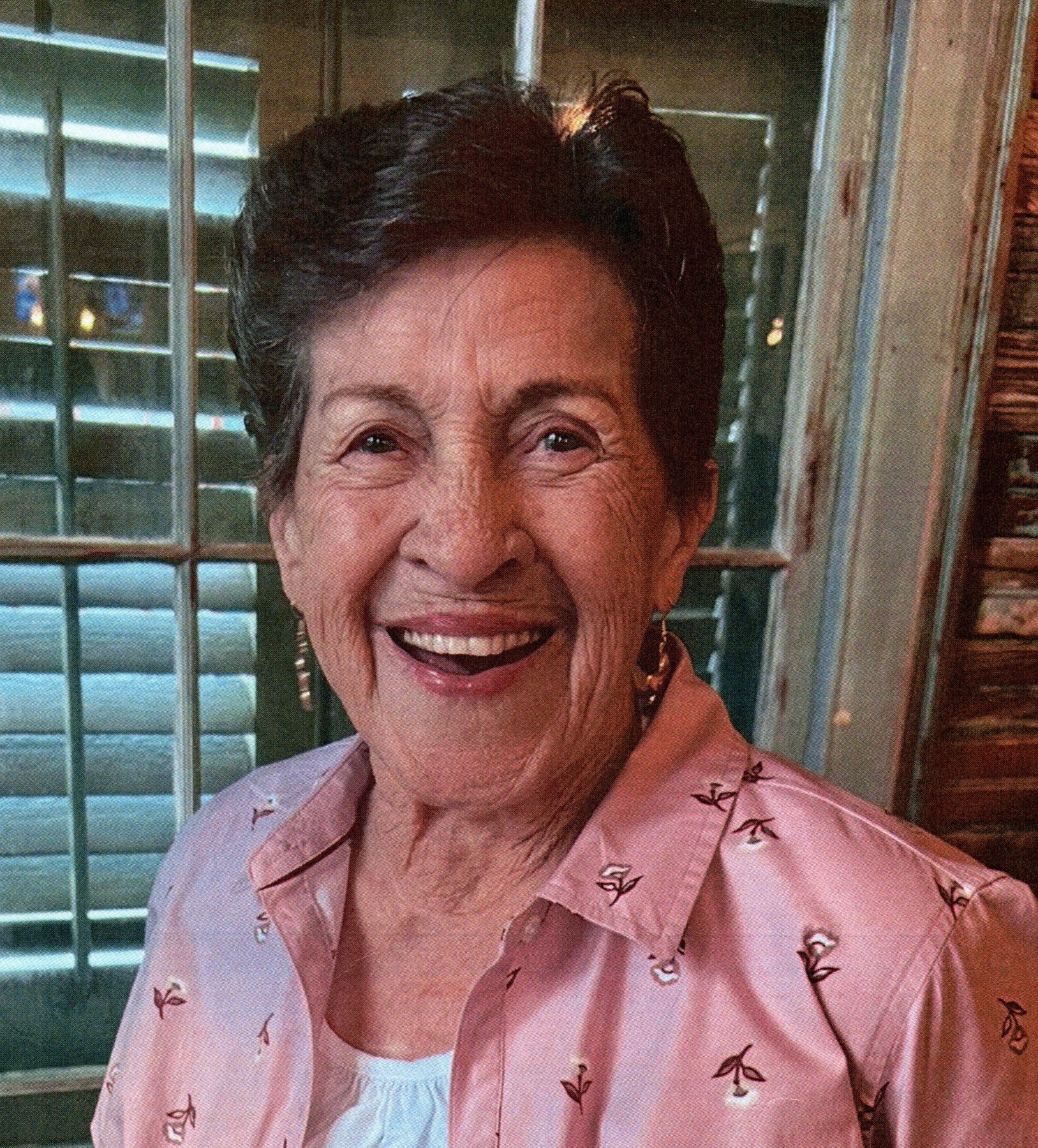 Obituary of Beverly John Smith