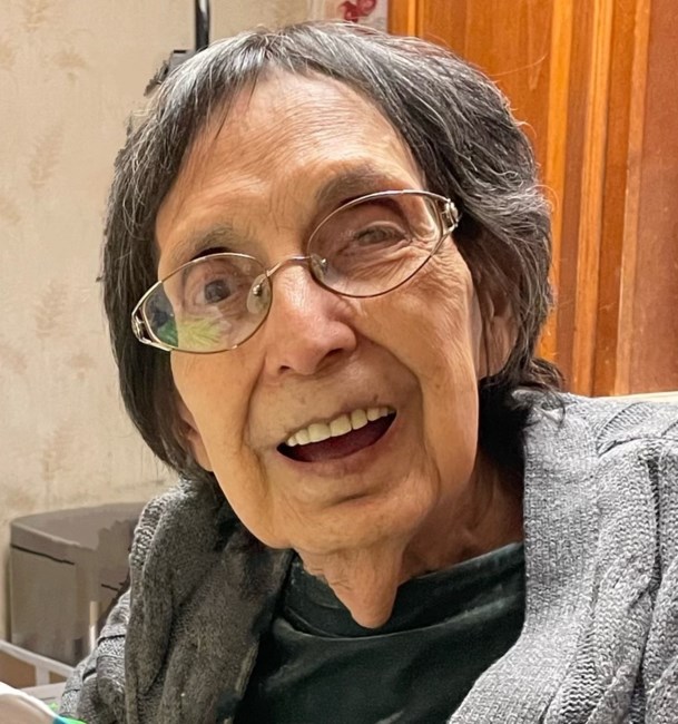 Obituary of Esperanza Estrada