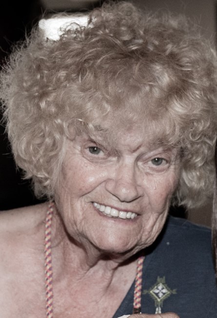 Obituary of Joyce Janet Monroe