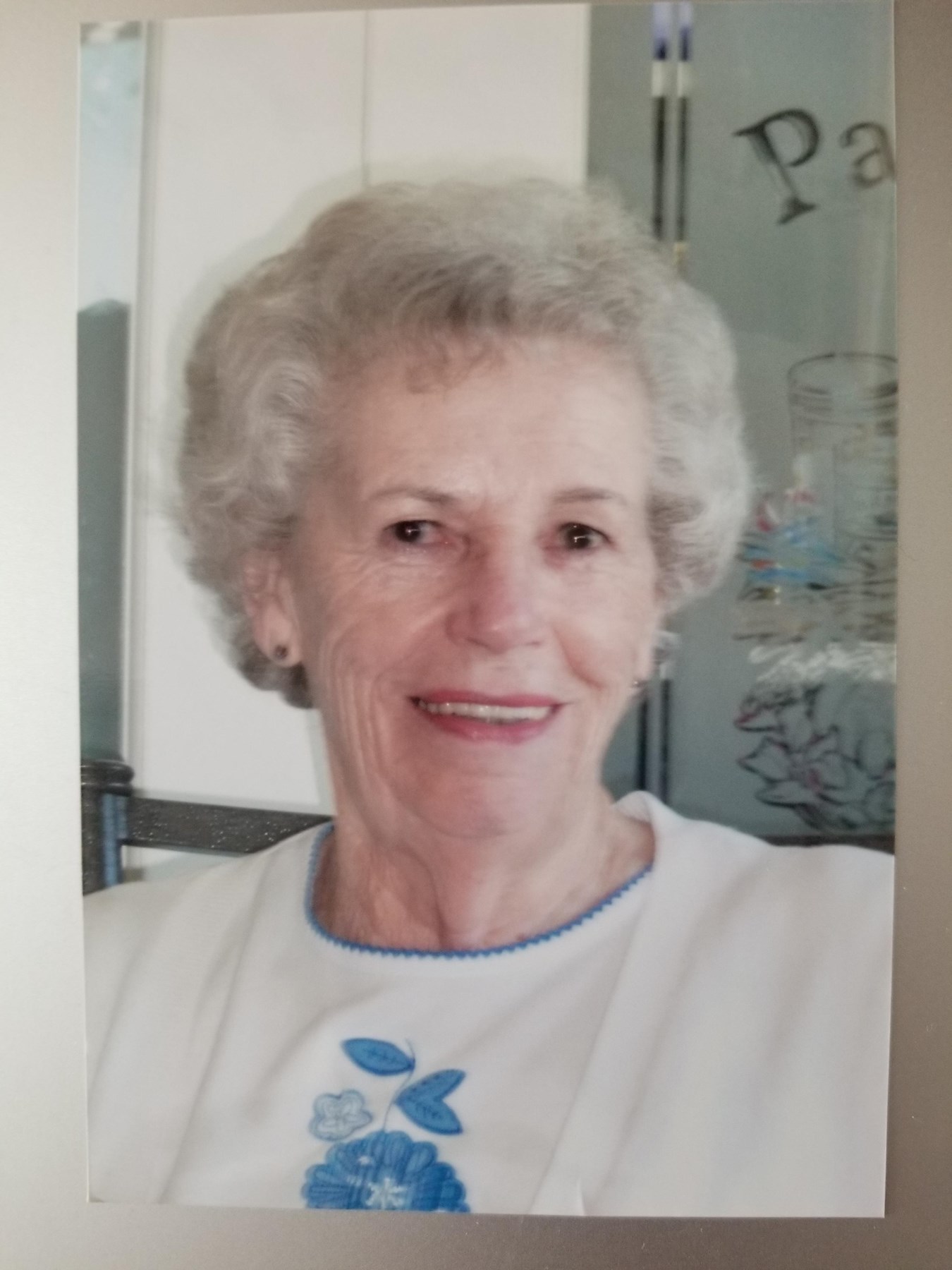 Obituary of Elma Mae Moebes