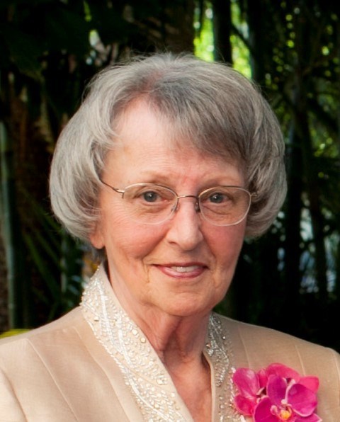 Obituary of Elizabeth "Betty" Plummer Keesling