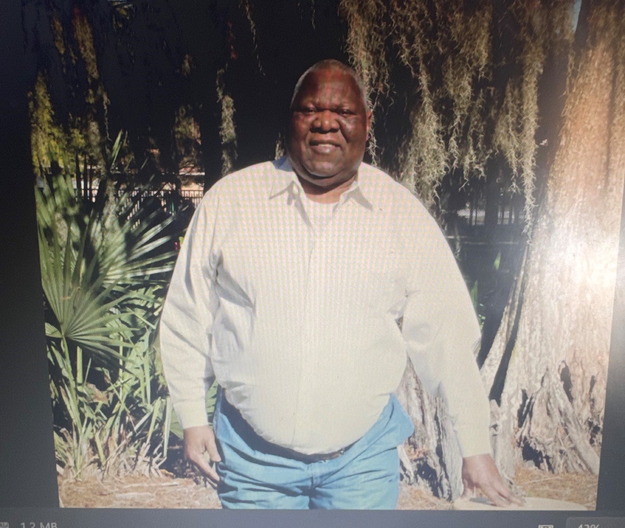 Obituario de Charles Phillips Jr.