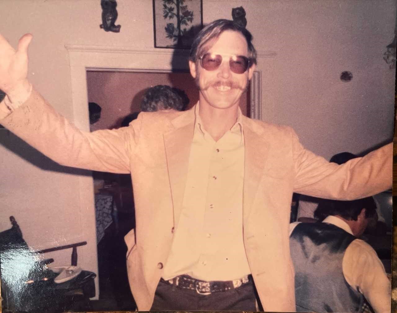 Obituary of Raymond L Wright