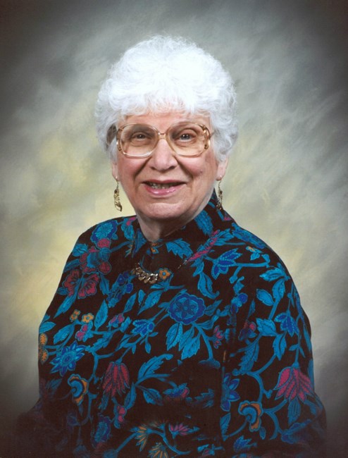 Obituary of Elaine M Hanggi