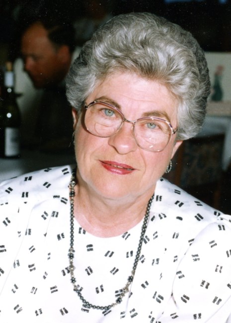 Obituary of Gwen "Reb" Cox Grattan