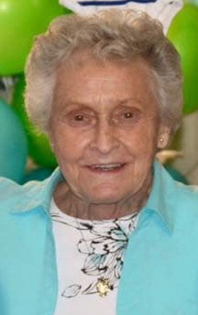 Obituario de Carol H Adams