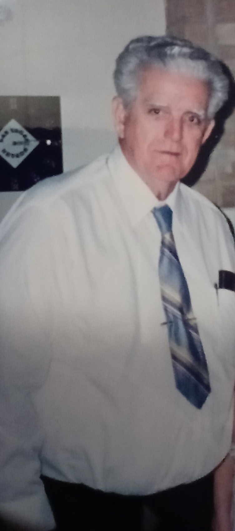 Obituary of Donald J. Nichols
