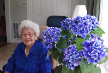 Obituary of Evelyn S Lee