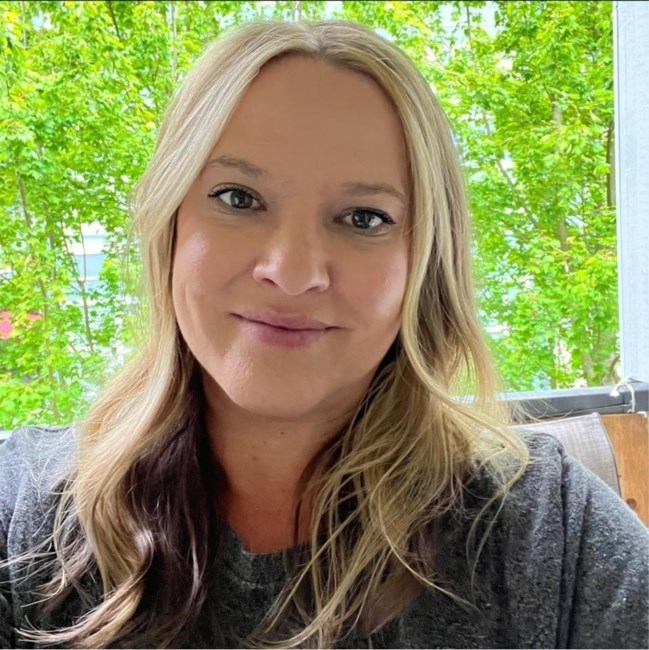 Obituario de Nicole Kristine (Malakoff) Moe