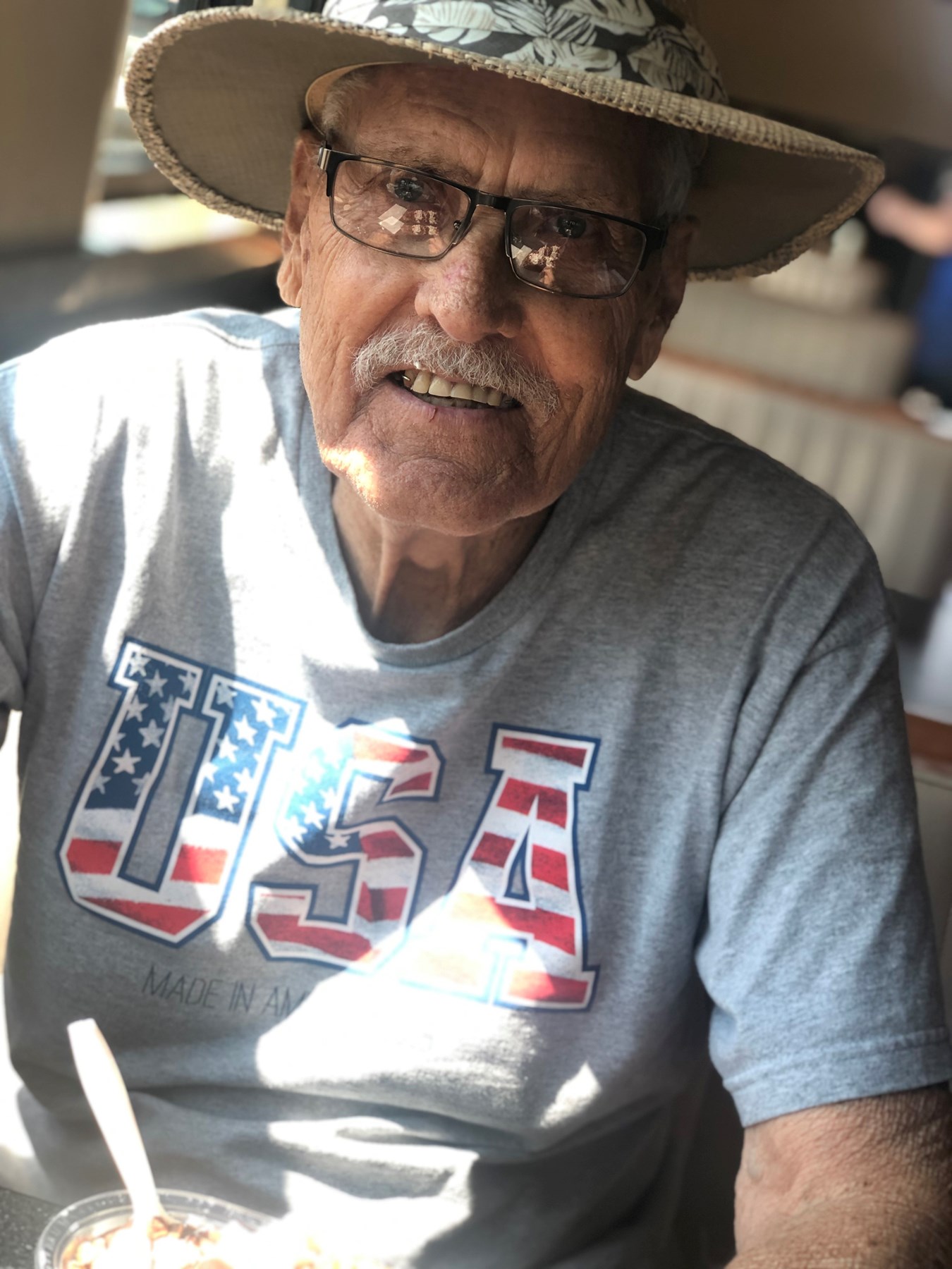 Obituary of Warner Dale Morrow