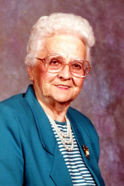 Obituary of Helen Mycek Bennett