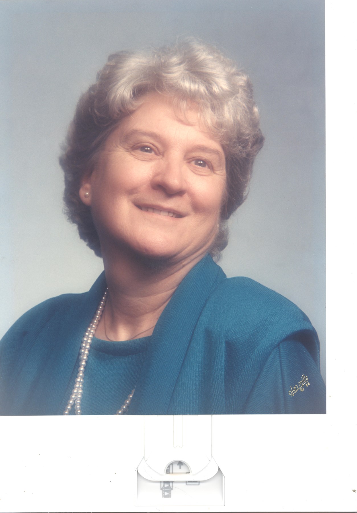 Obituario de Betty L Lennard