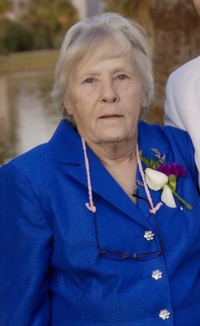 Obituario de Doris Louella Webb