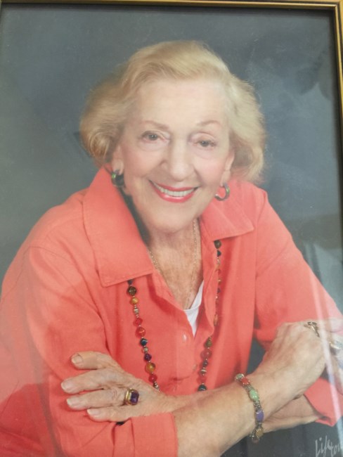 Obituario de Lucy R. Martinez