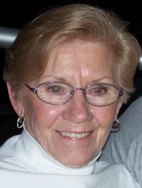 Obituary of Phyllis M. Hutchins