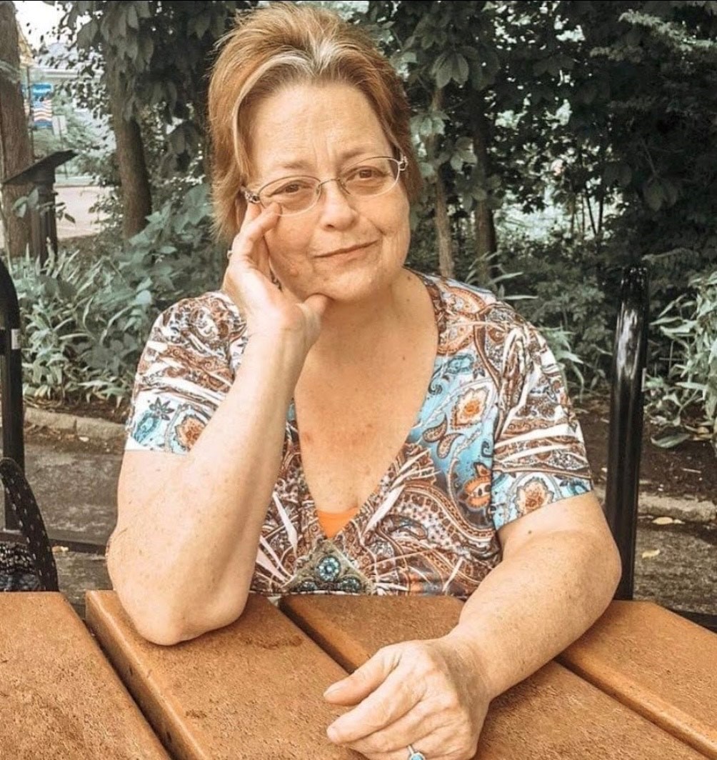 Obituary of Laura J Miller