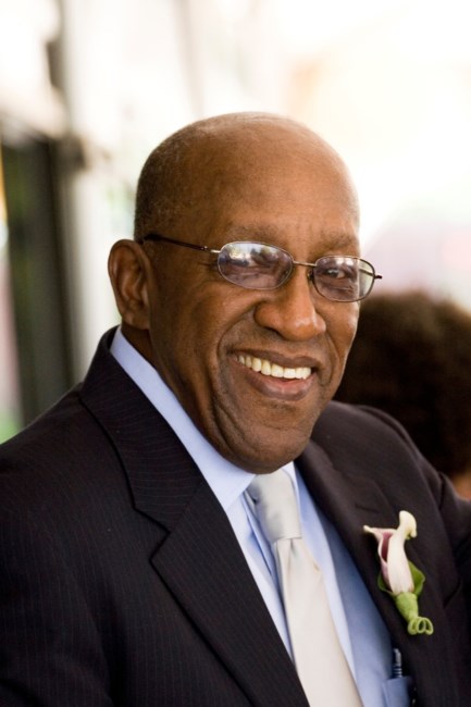 Obituary of Douglas Dewitt Campt