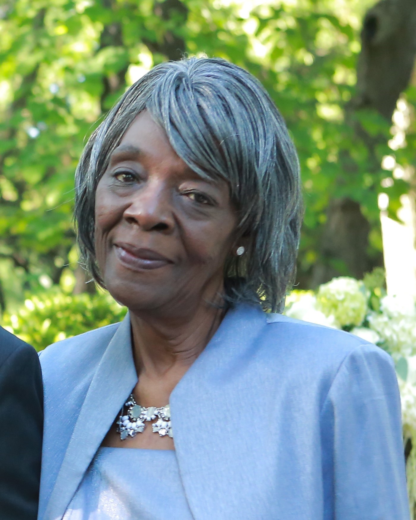 Obituary of Barbara Elizabeth Davis