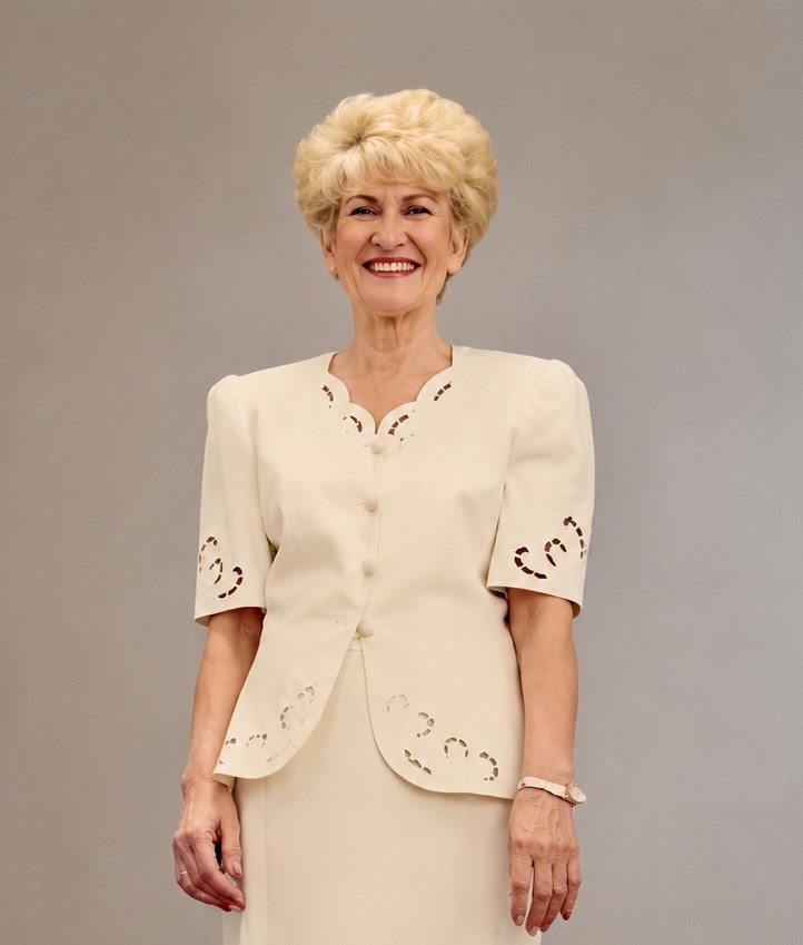 Obituary of Sonja June Sheeley