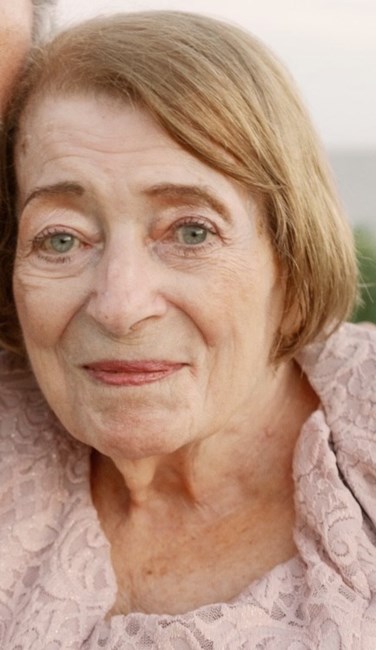 Obituary of Maureen H Flynn