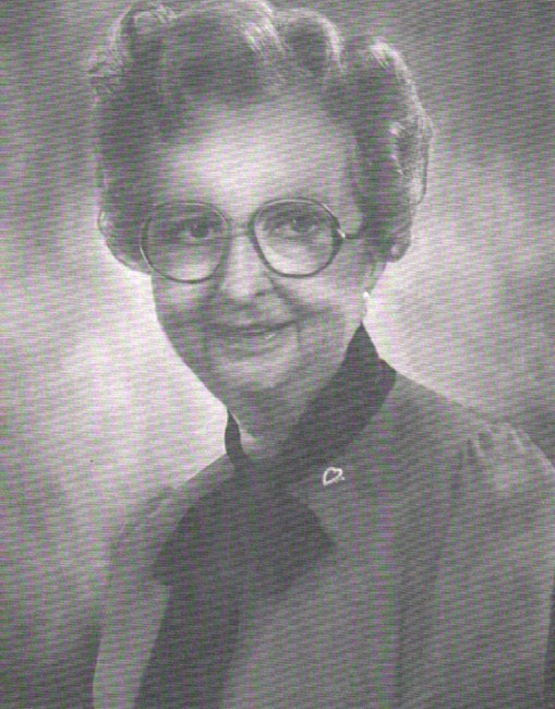 Obituary of Edna Maxwell Roberts