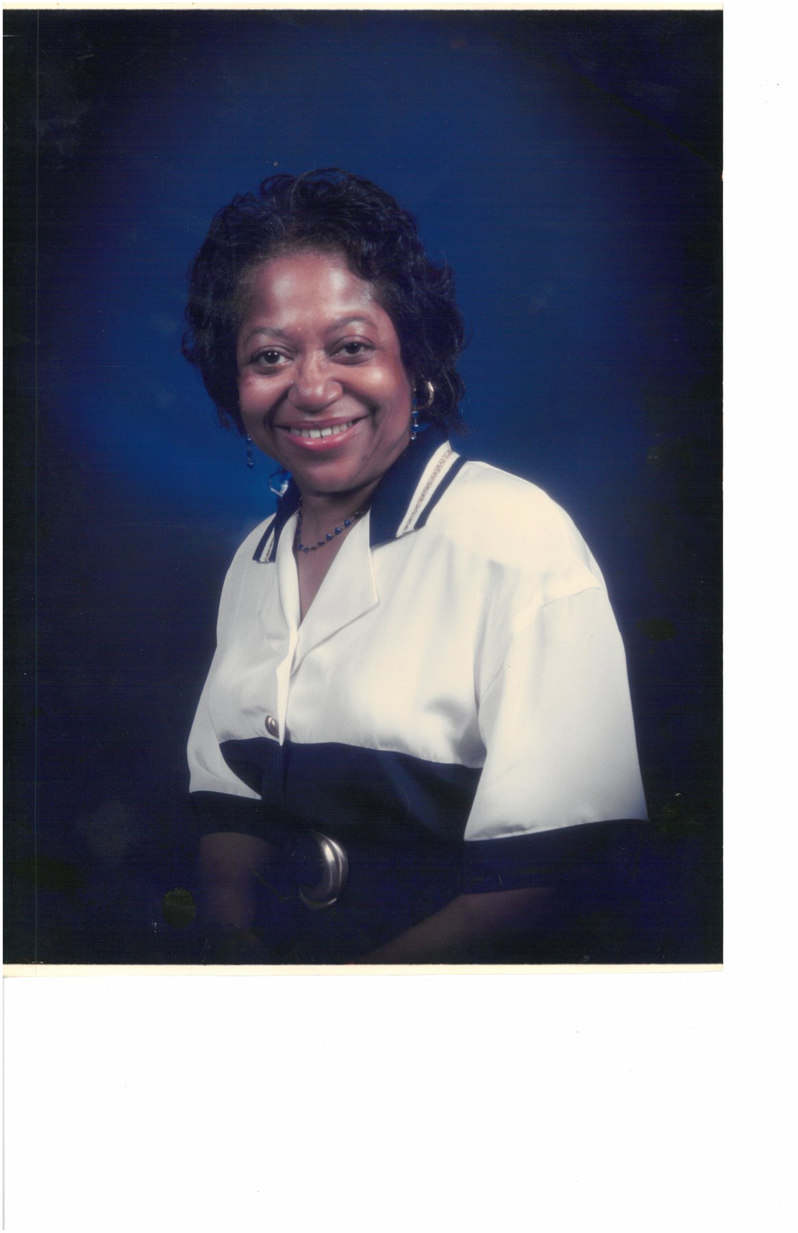 Obituary of Shirley Bass