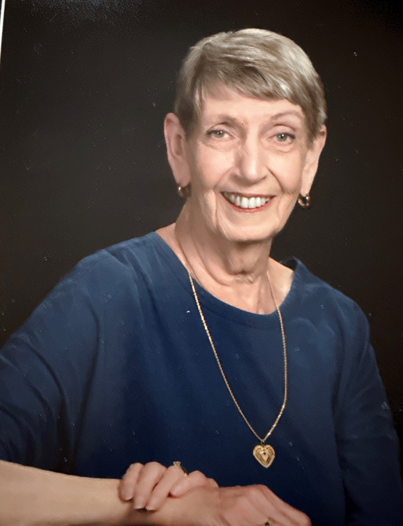 Obituary of Charlotte Elizabeth Farrell