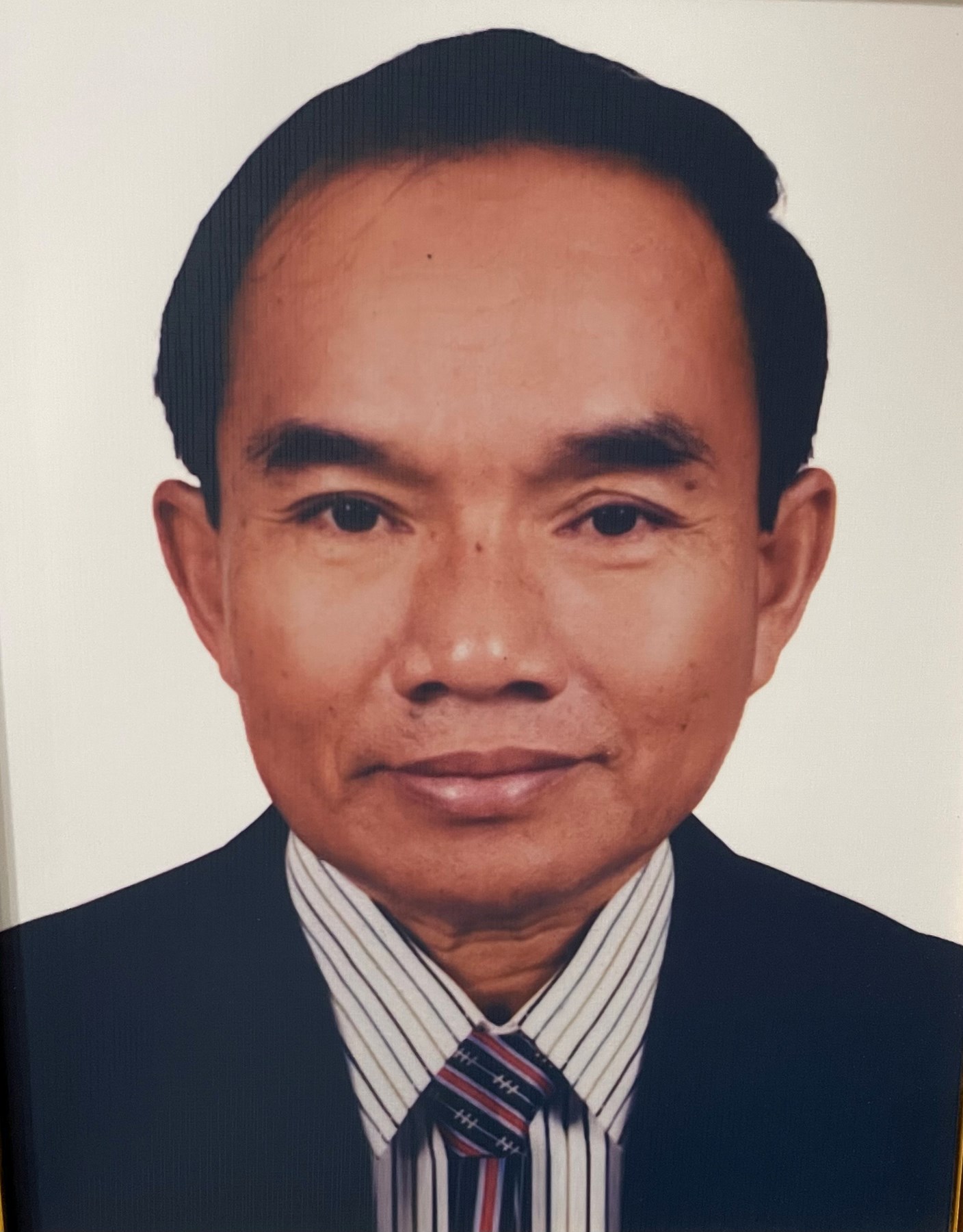 Obituary of Napark Neou