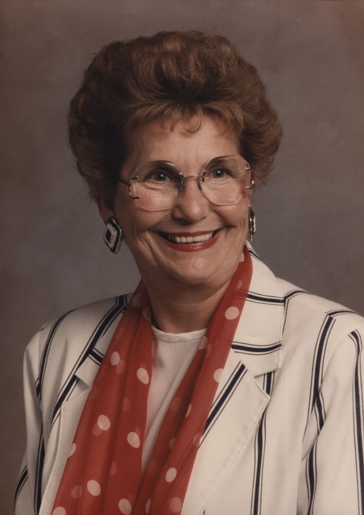 Obituary of Donna Mayhall Falcioni