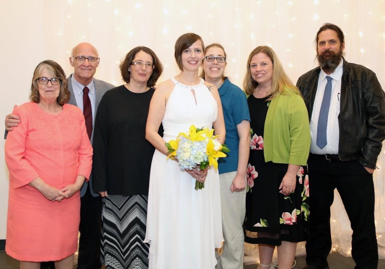 Obituary of April Yvonne Middleton