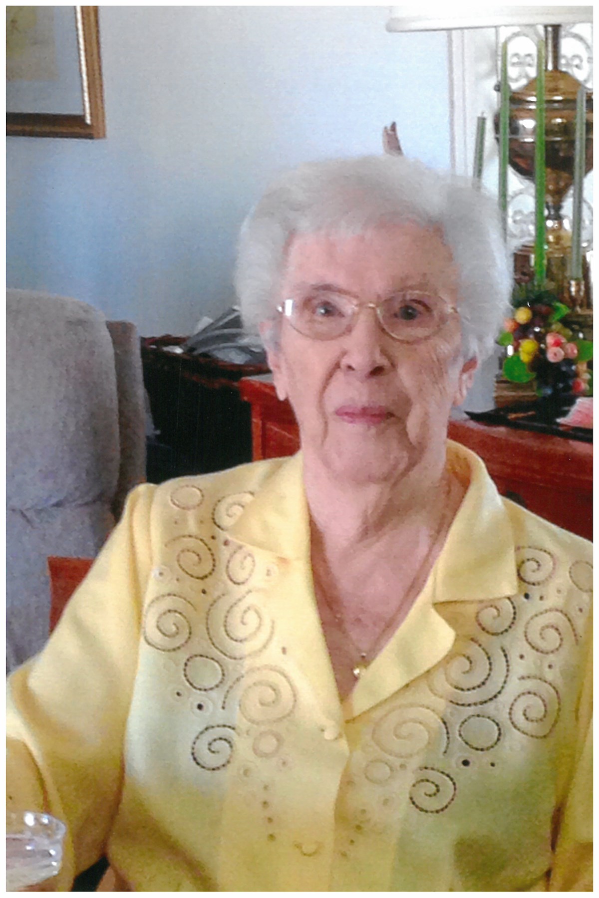 Obituario de Helen Mary McGovern