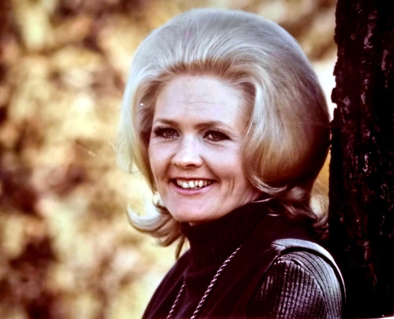 Obituary of Karen Anne Tree