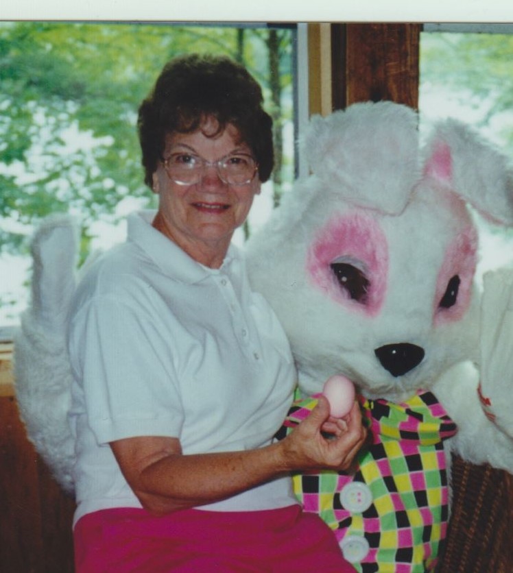 Obituary of Evelyn M. Tebo