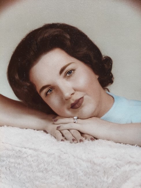 Obituary of Lillian Elnora Souleotes