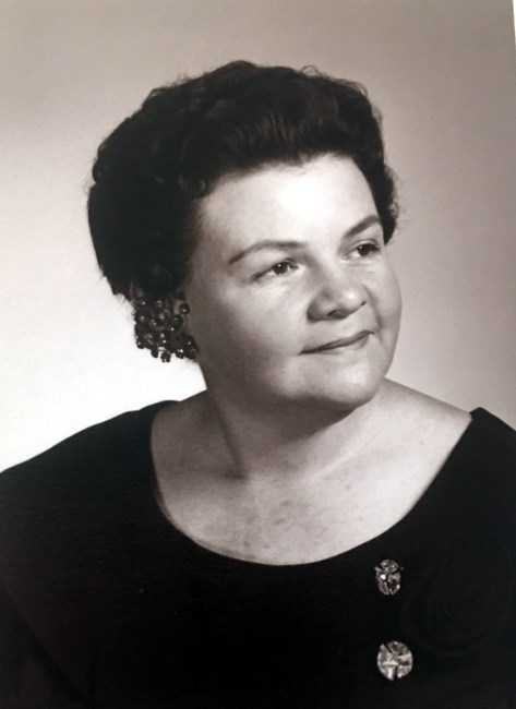 Obituario de Gertrude Evans