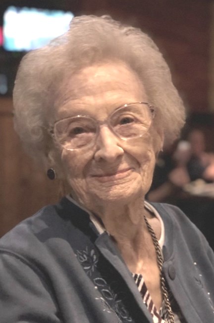 Obituary of Leona Damasiewicz McCabe