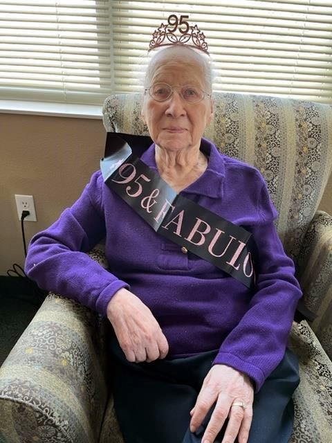 Obituary of Gloria Josephine (Friell) Thill