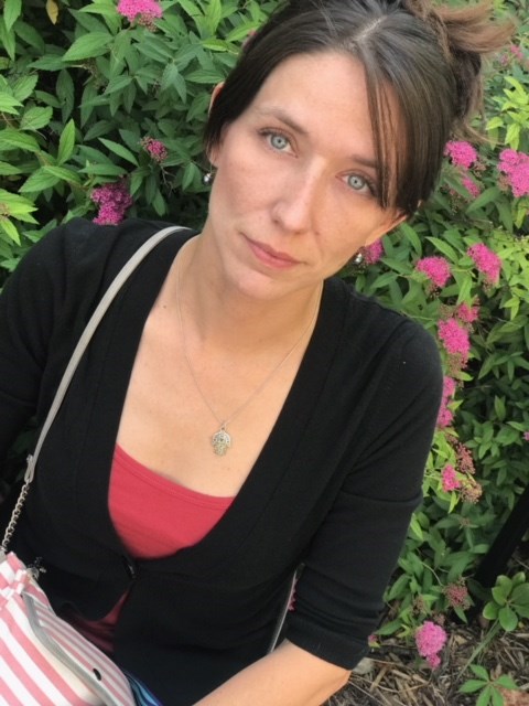 Obituary of Courtney Gwen Davis