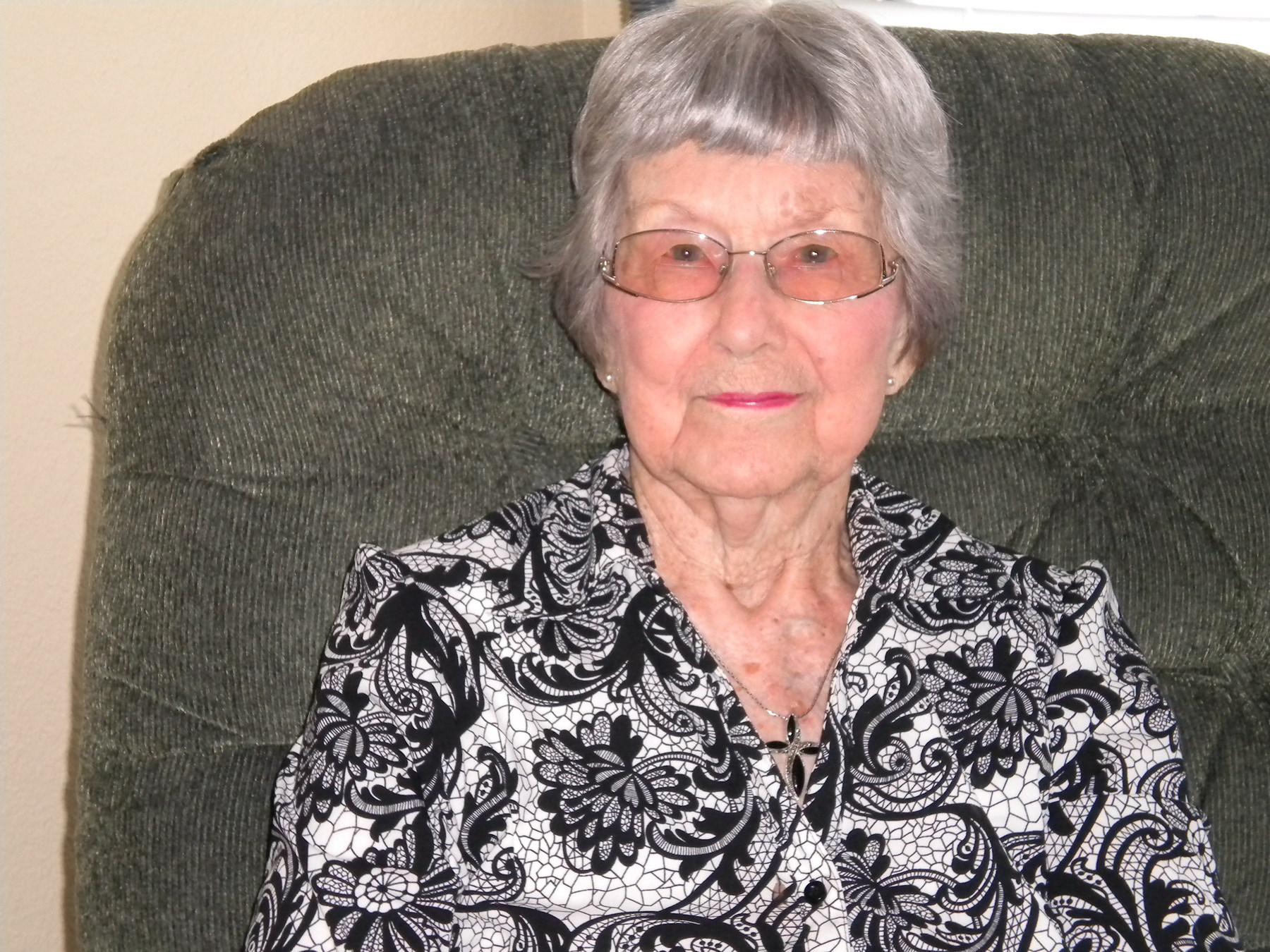 Obituary of Dorothy Struve Hobbs