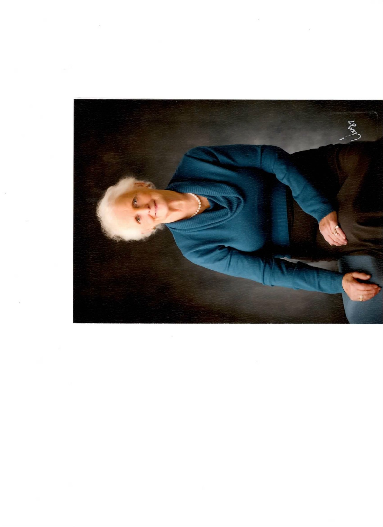 Obituary of Stella Lilian MacLeod