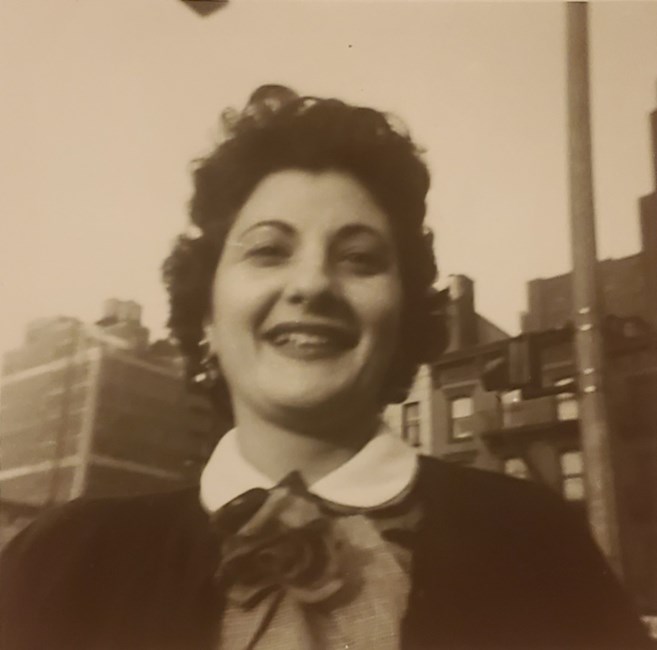 Obituary of Estrella Aballe
