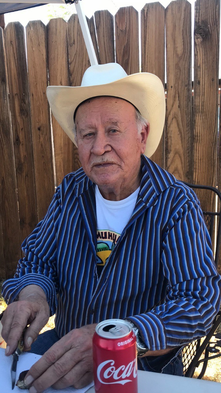 Obituary of Carlos Lucero Quiñonez