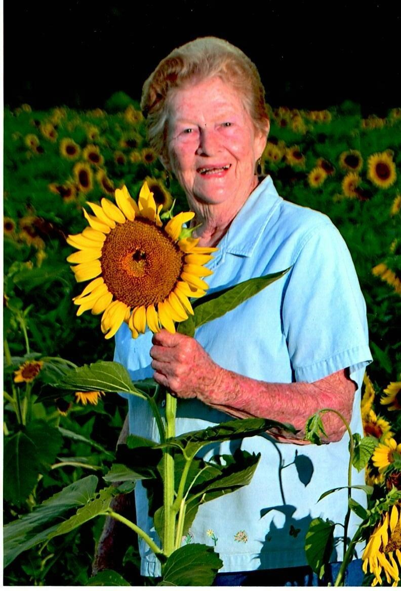 Obituary of Julia Hayes