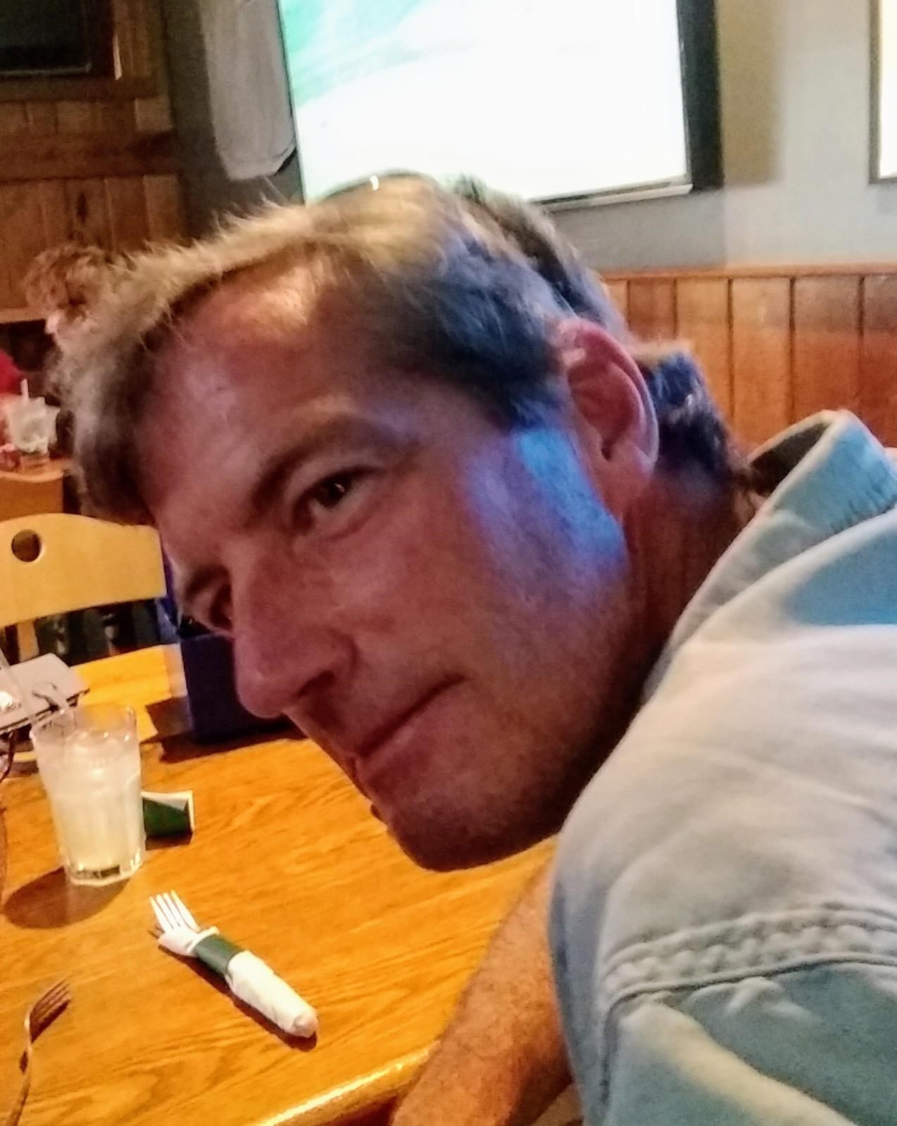 Obituary of Robert "Bob" B. McHugh