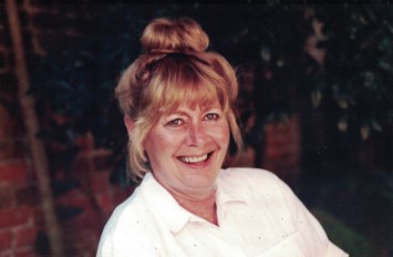 Obituary of Elizabeth "Betty" Louise (Betty Weiland) Johns