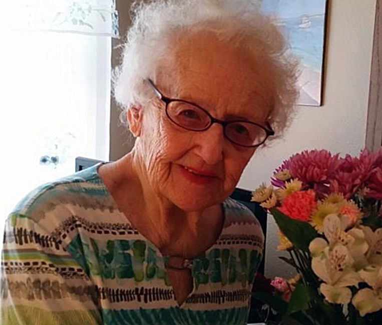 Obituary of Marilyn Elizabeth Van Duzer