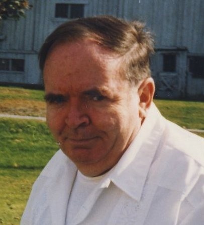 Obituario de Richard J. McCullough