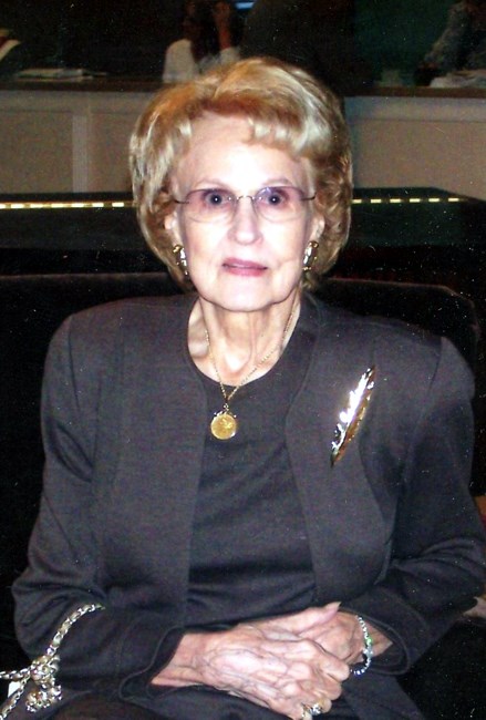 Obituary of Mary Gillette Leonard