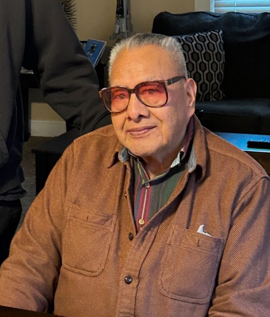 Obituario de Salvador "Chuck" Gonzales