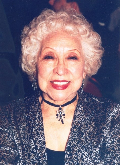 Obituary of Vivian Sandoval